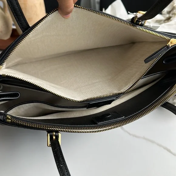 Tory Burch tote - Picture 10 of 11